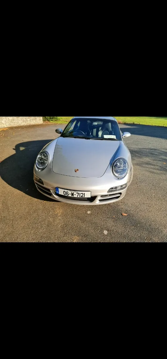 Porsche 911 Carrera Manual - Image 3