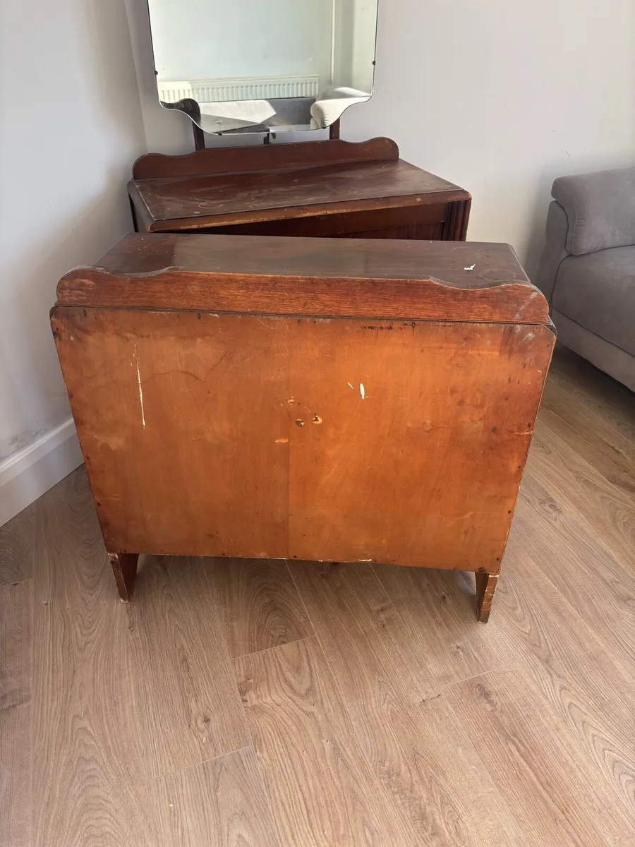 2 Chest of drawers ideal for refurb - Image 3
