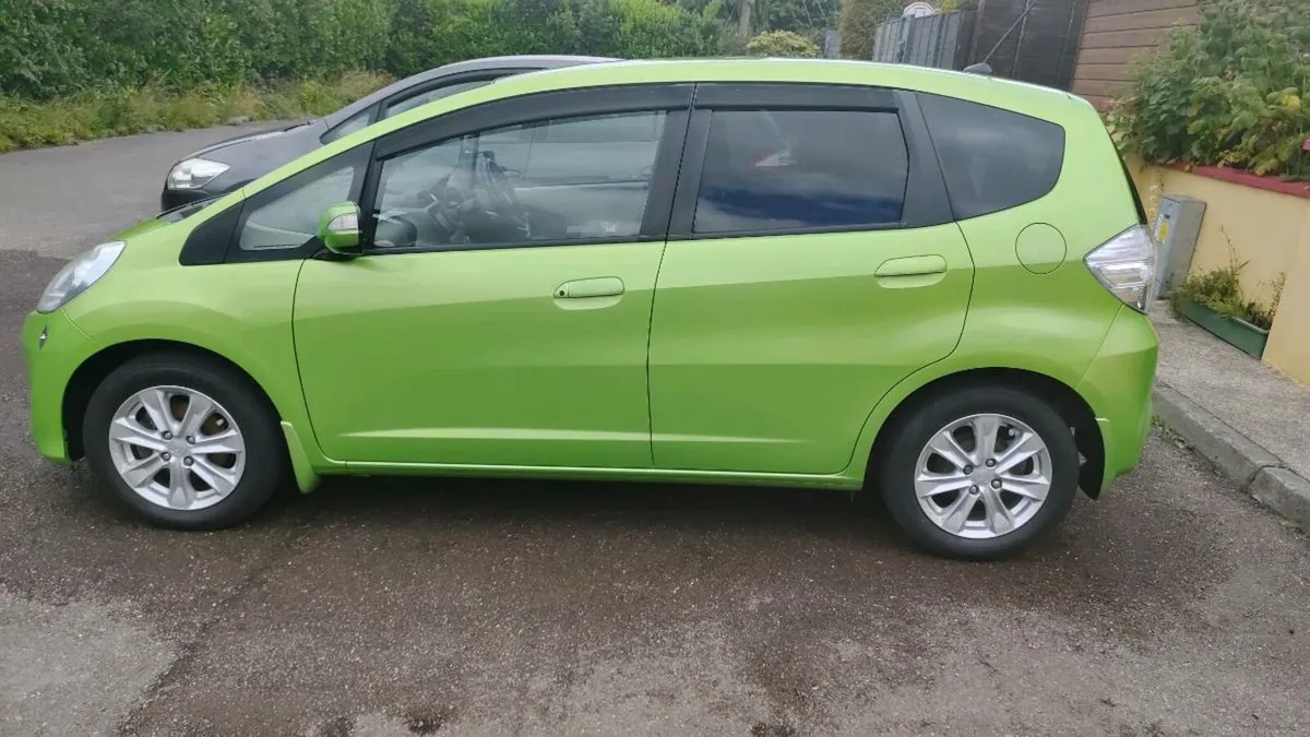 Honda Fit Hybrid - Image 1
