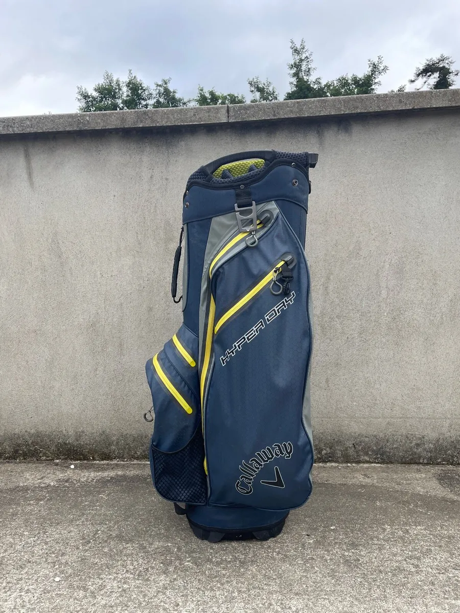 Callaway water proof cart bag - Image 1