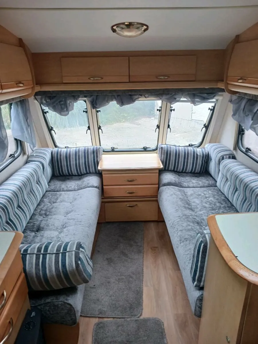 Bailey pagent, 2 berth - Image 4