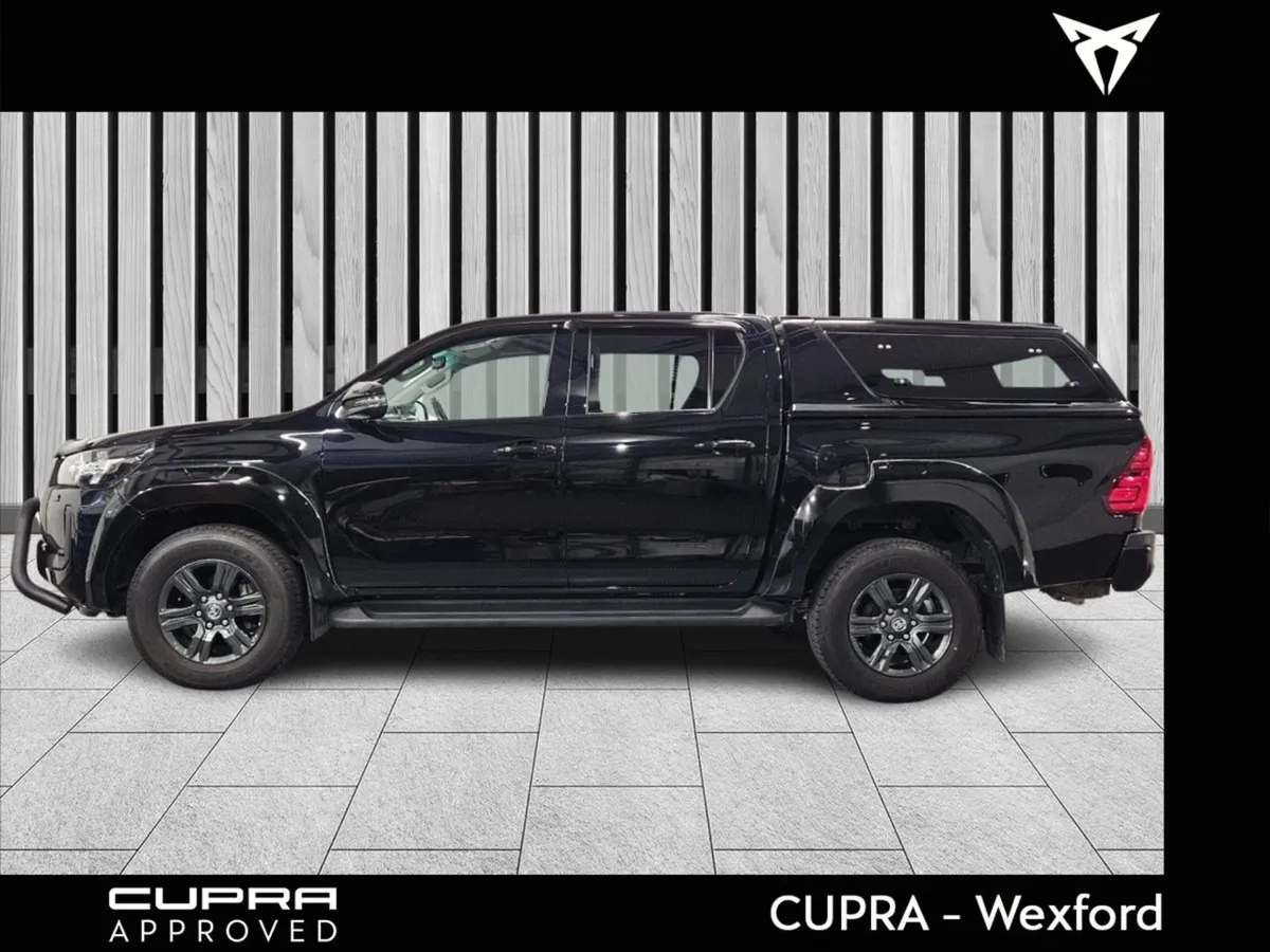 Toyota HiLux Hilux Hilux 2.8 SR5 D/cab Auto  pric - Image 4
