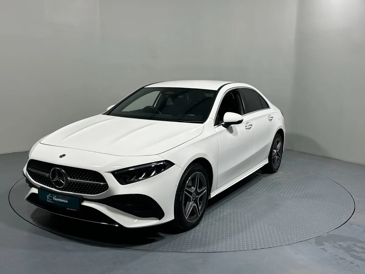Mercedes Saloon A250e AMG Line Executive 231 - Image 4