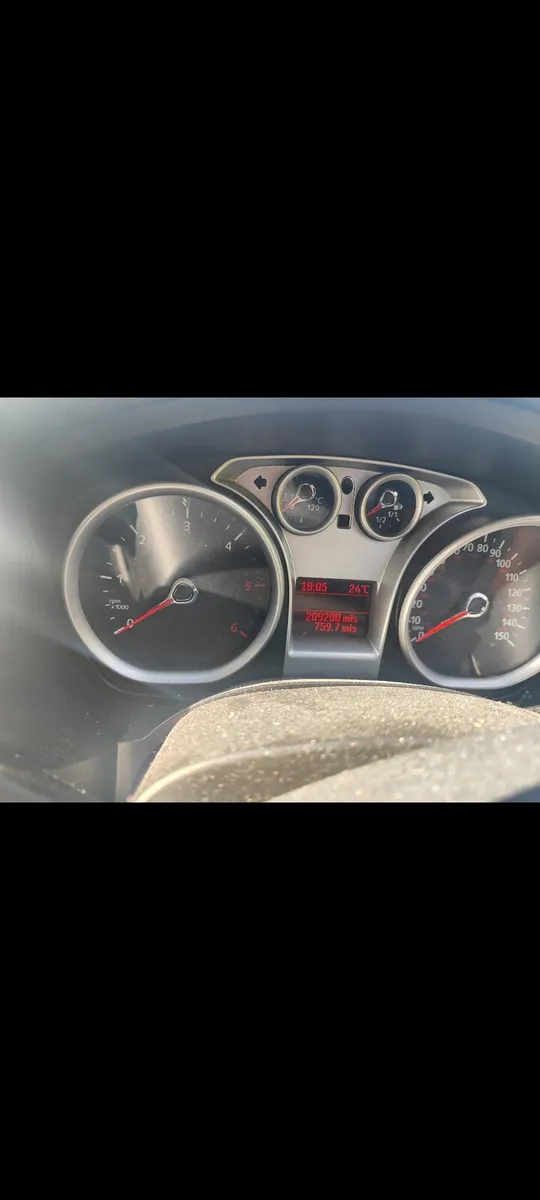 2009 Ford Focus - Image 4