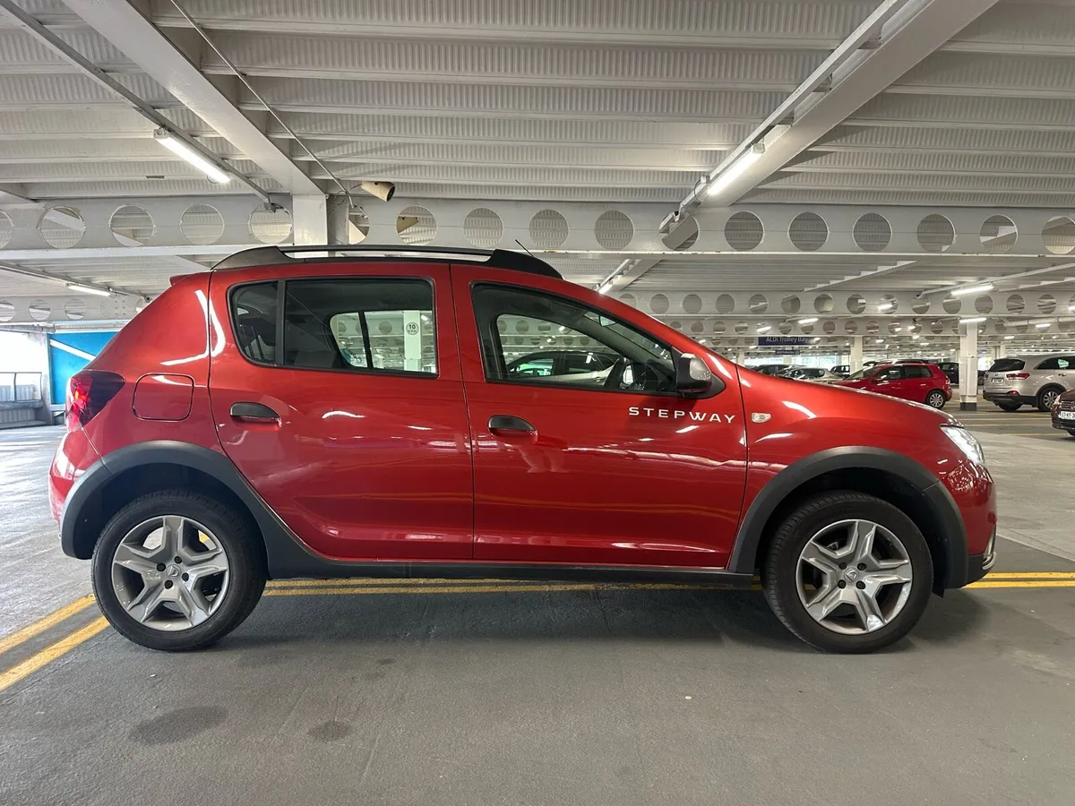 Dacia Sandero Stepway 0.9 Prestige - Image 2