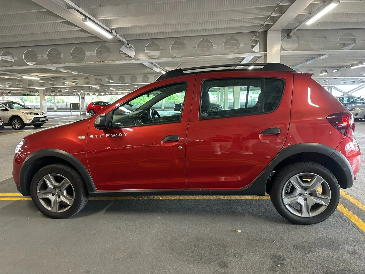 Dacia Sandero Stepway 0.9 Prestige - Image 3