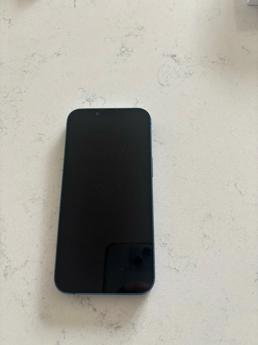 iPhone 13 - Image 1