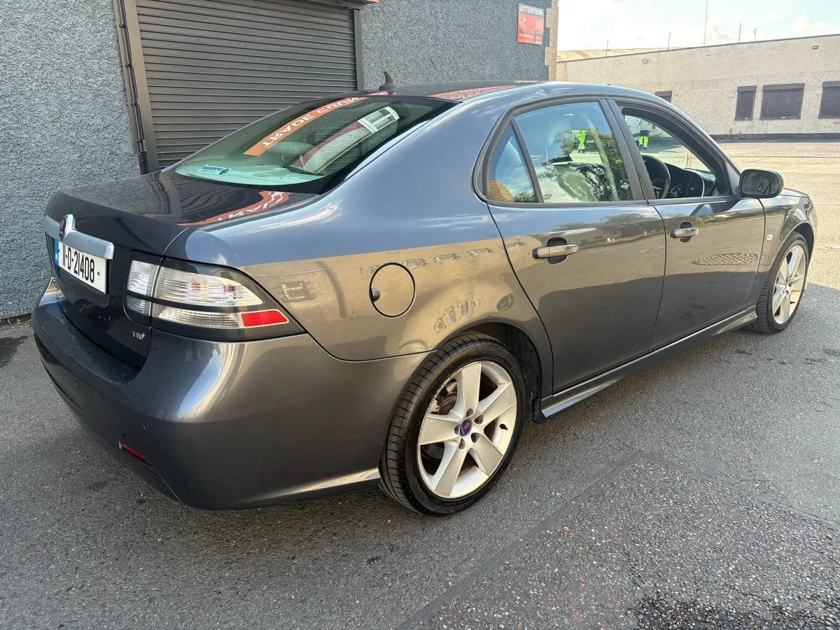 2011 Saab 93 - Image 3
