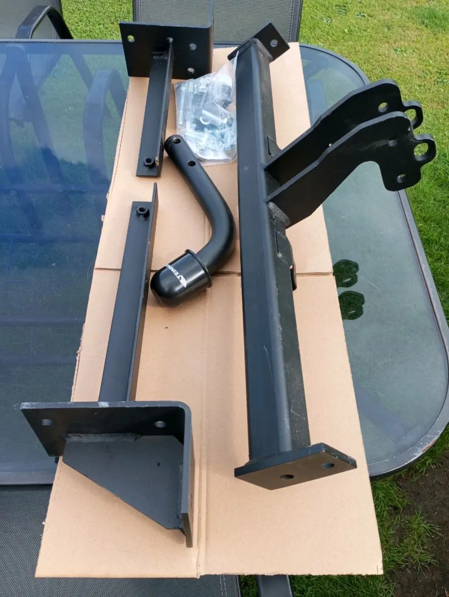 Opel corsa towbar new - Image 3