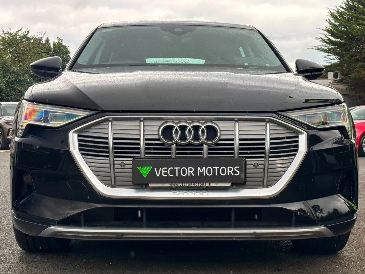 Audi E-Tron Technik 50 Quattro - Image 3