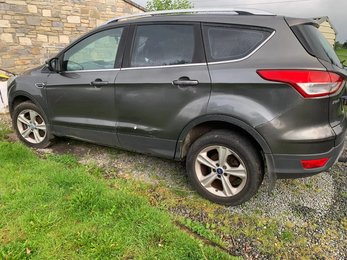 Ford Kuga 2015 - Image 2