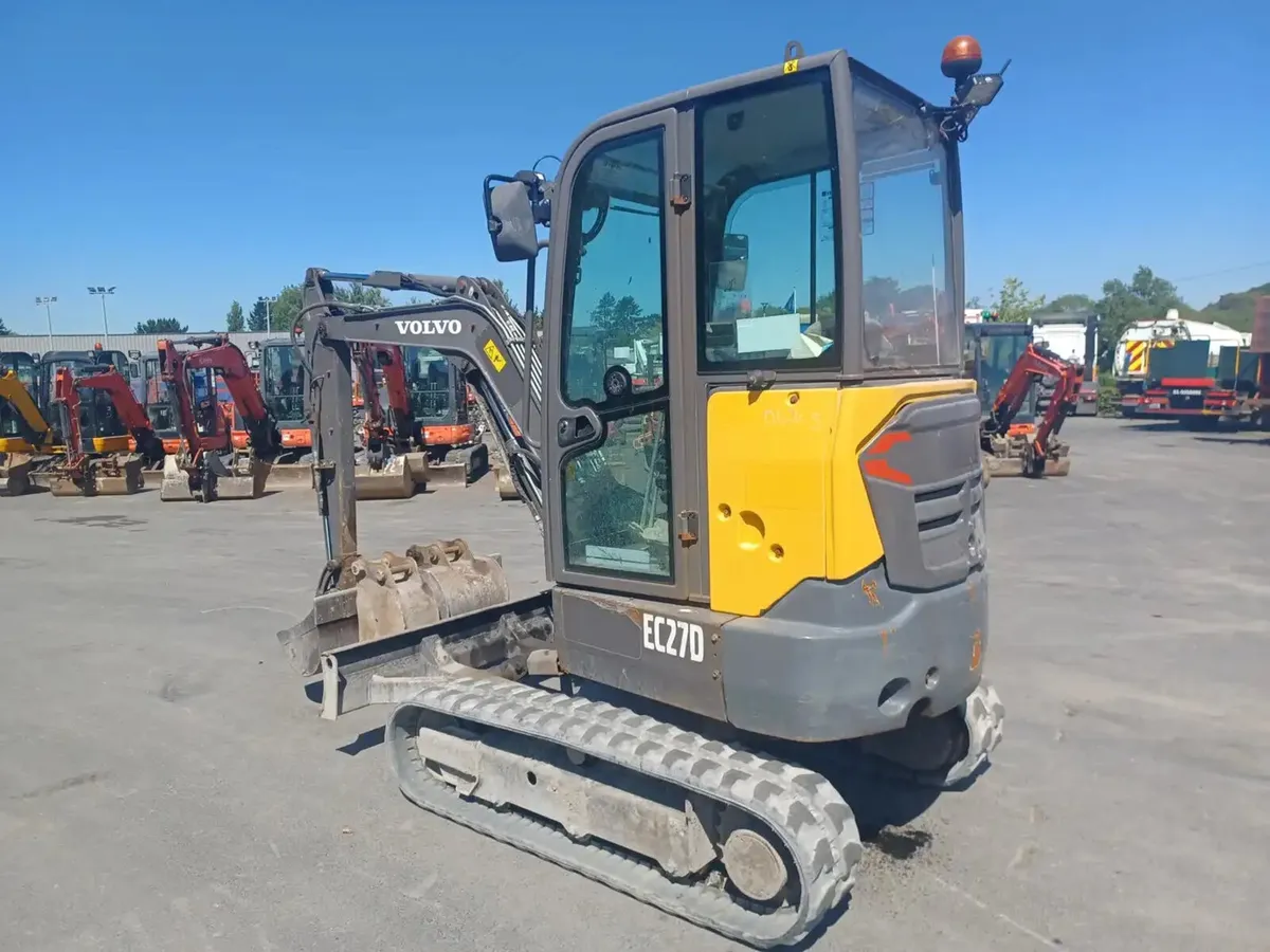 2018 Volvo EC27D Excavator For Auction - Image 4