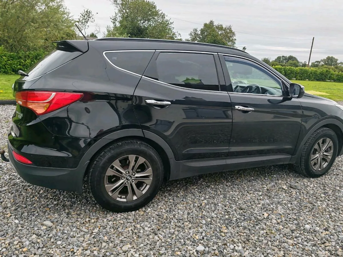 Hyundai Santa Fe 2.2 CRDI 7 seater - Image 2