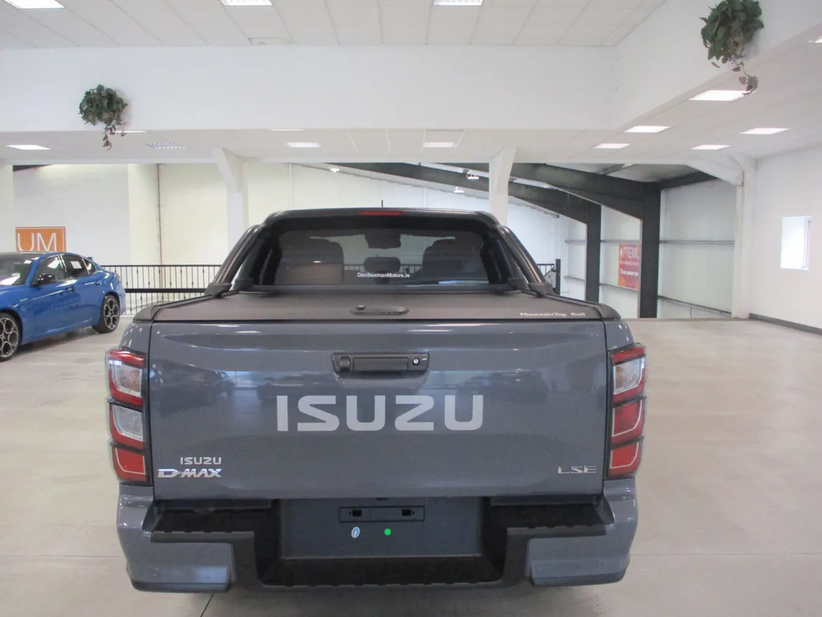 ISUZU D-MAX 2025 CREW CAB 4X4 *NEW* - Image 3