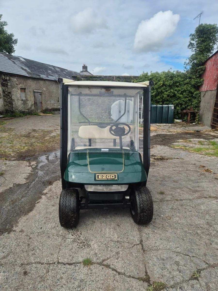 GOLF BUGGY - Image 1