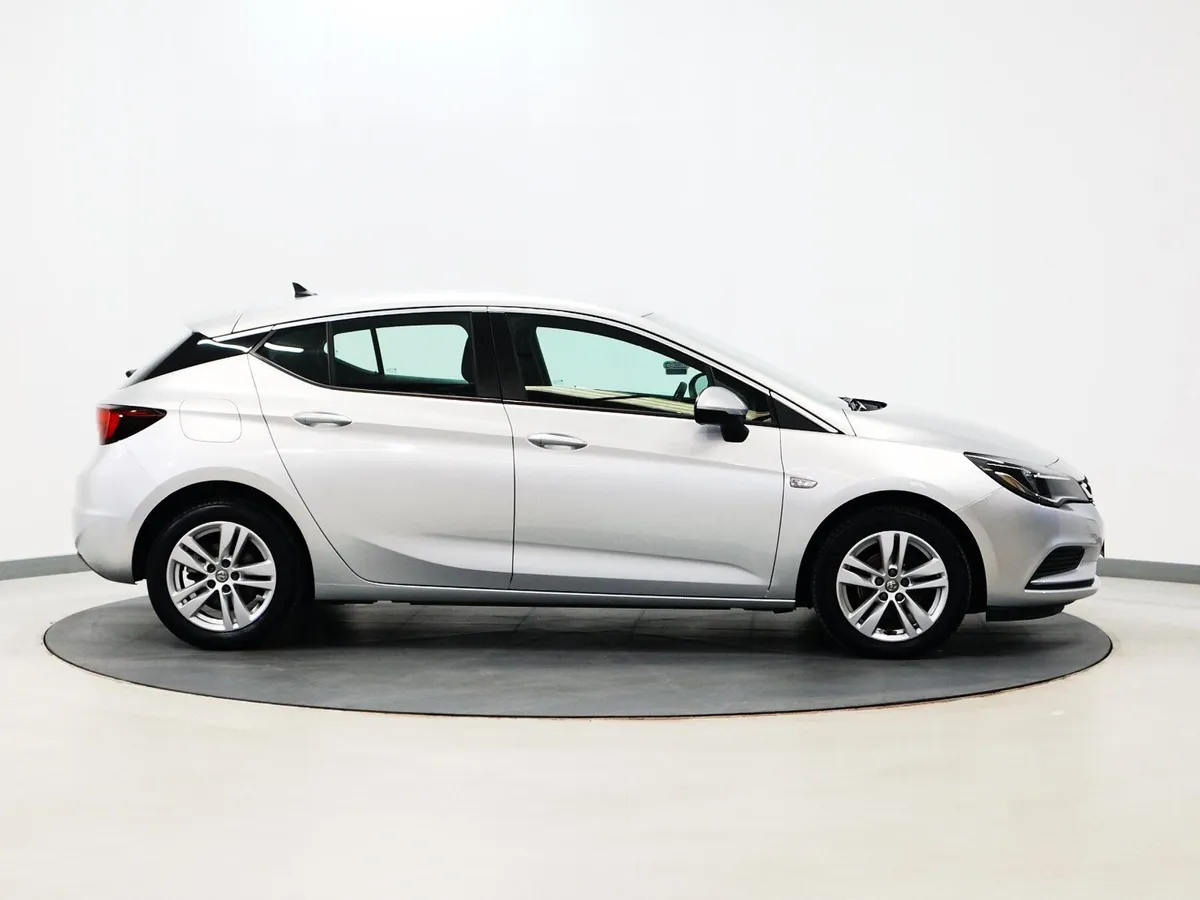 *71* 2017 Vauxhall Astra 1.0 TECH LINE - Image 3