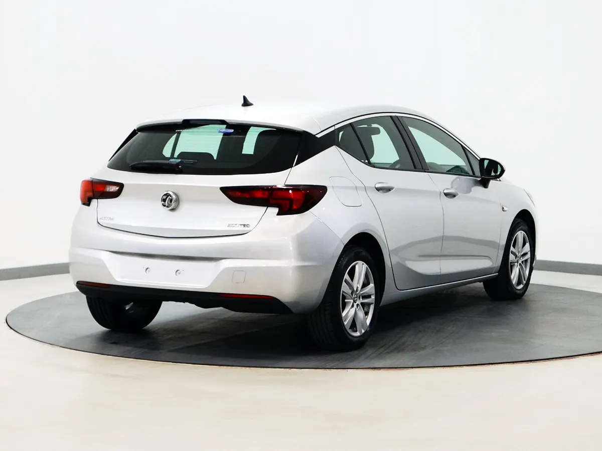 *71* 2017 Vauxhall Astra 1.0 TECH LINE - Image 4