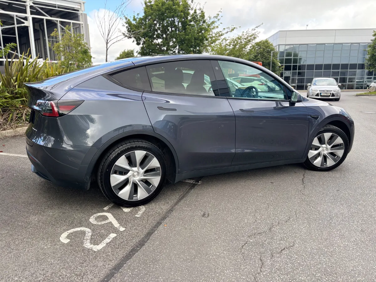 2023 Tesla Model Y   long Range ~ Dual Motor ~ - Image 3