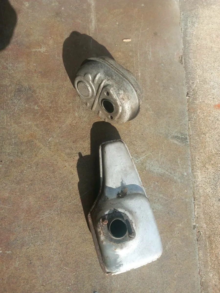 2 lawnmower exhausts - Image 2