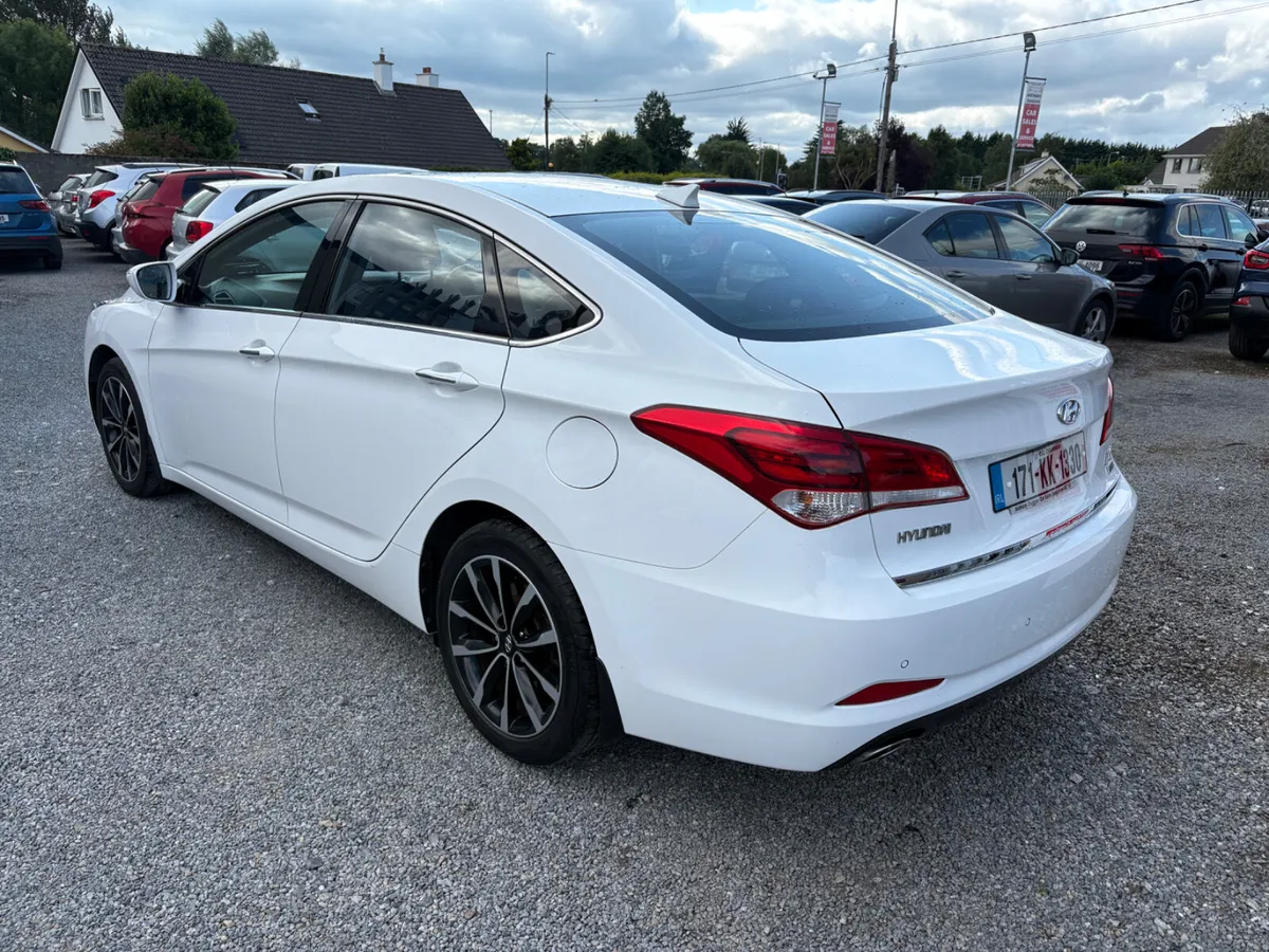 2017 Hyundai i40 Executive - Image 4