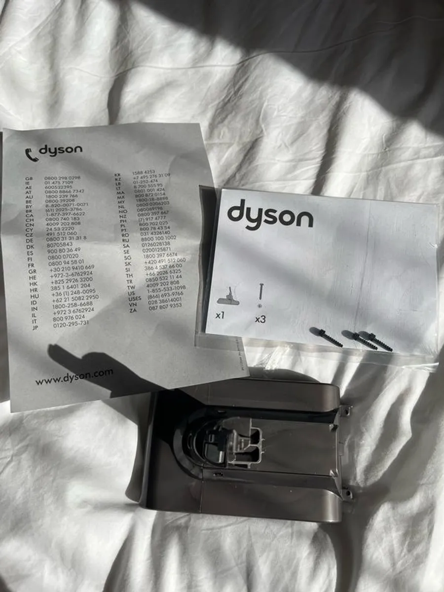 Dyson V7 Battery - Image 4