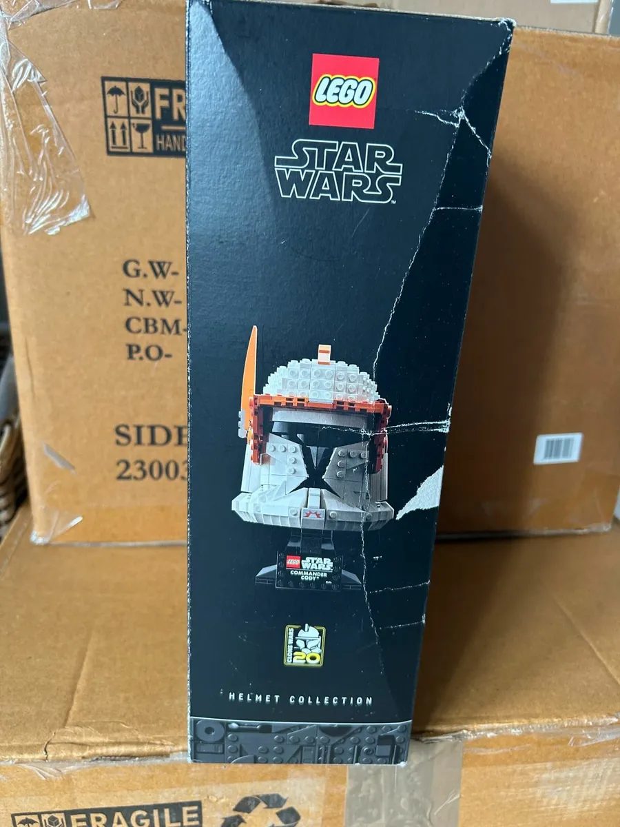 LEGO Star Wars Clone Commander Cody Helmet - Image 2