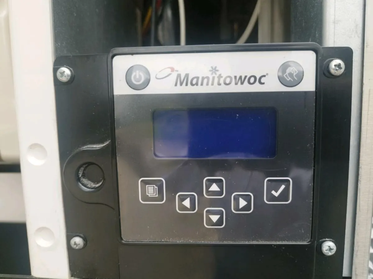 Manitowoc ice maker - Image 2