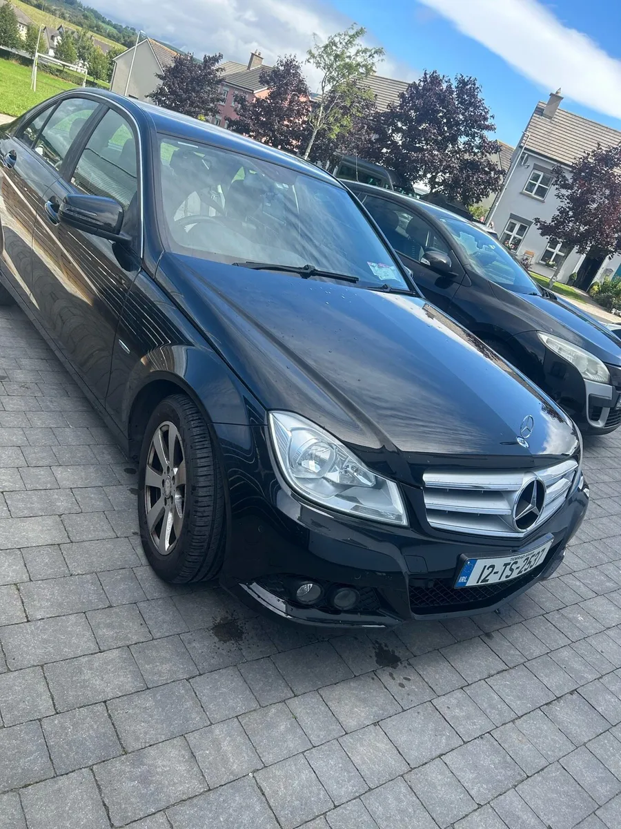 Mercedes c200 CDI 2012 - Image 2