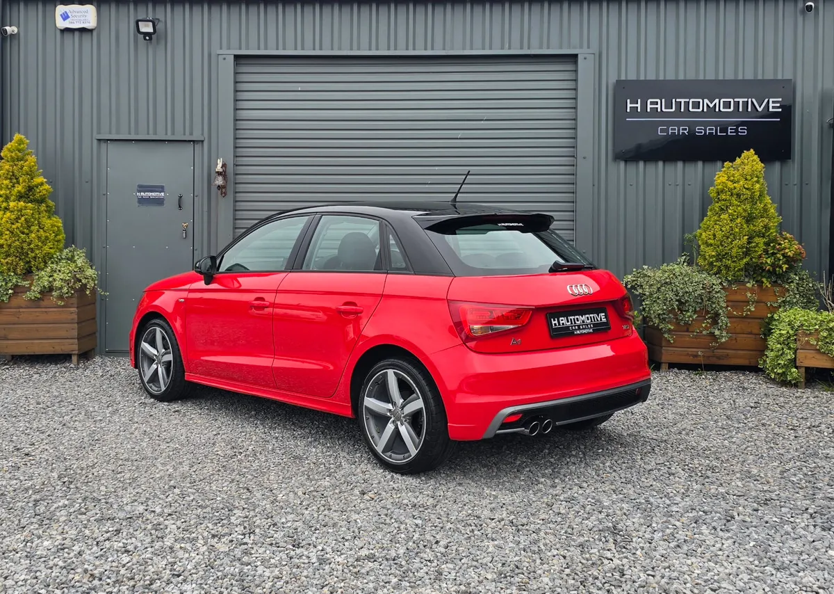 2015 AUDI A1 SPORTBACK S LINE TFSI AUTO - Image 4
