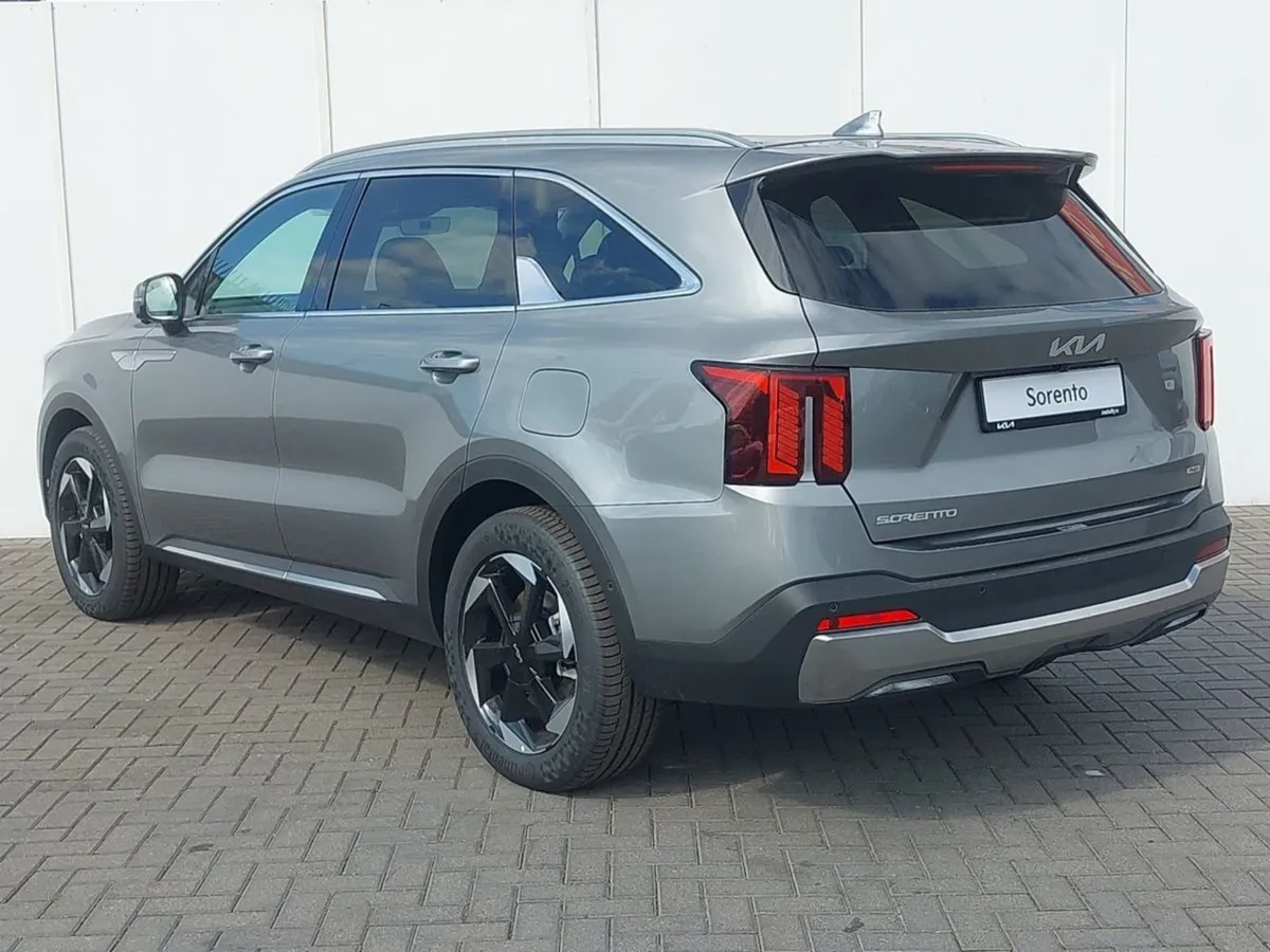 Kia Sorento 1.6 Phev SEM - Image 3