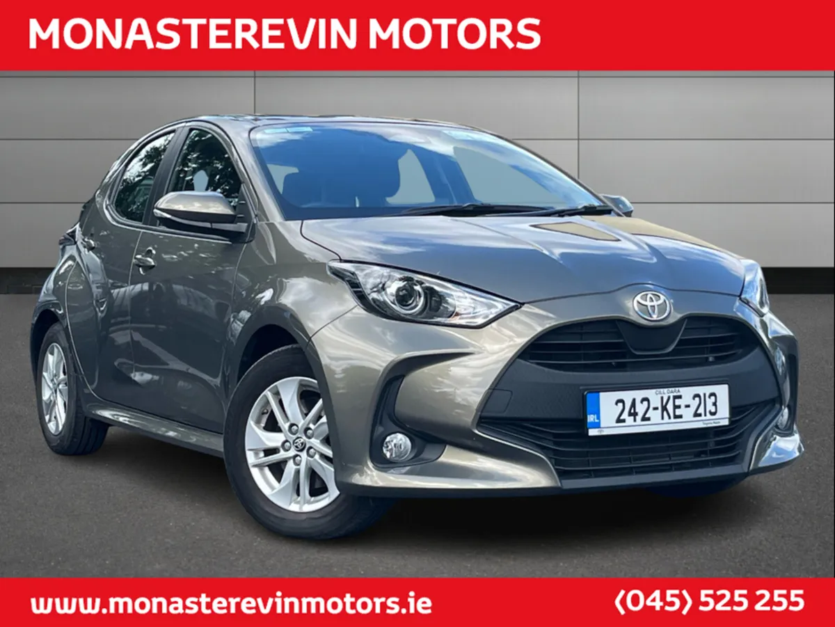 Toyota Yaris HYBRID 115 LUNA - APPLE CARPLAY / AND - Image 3