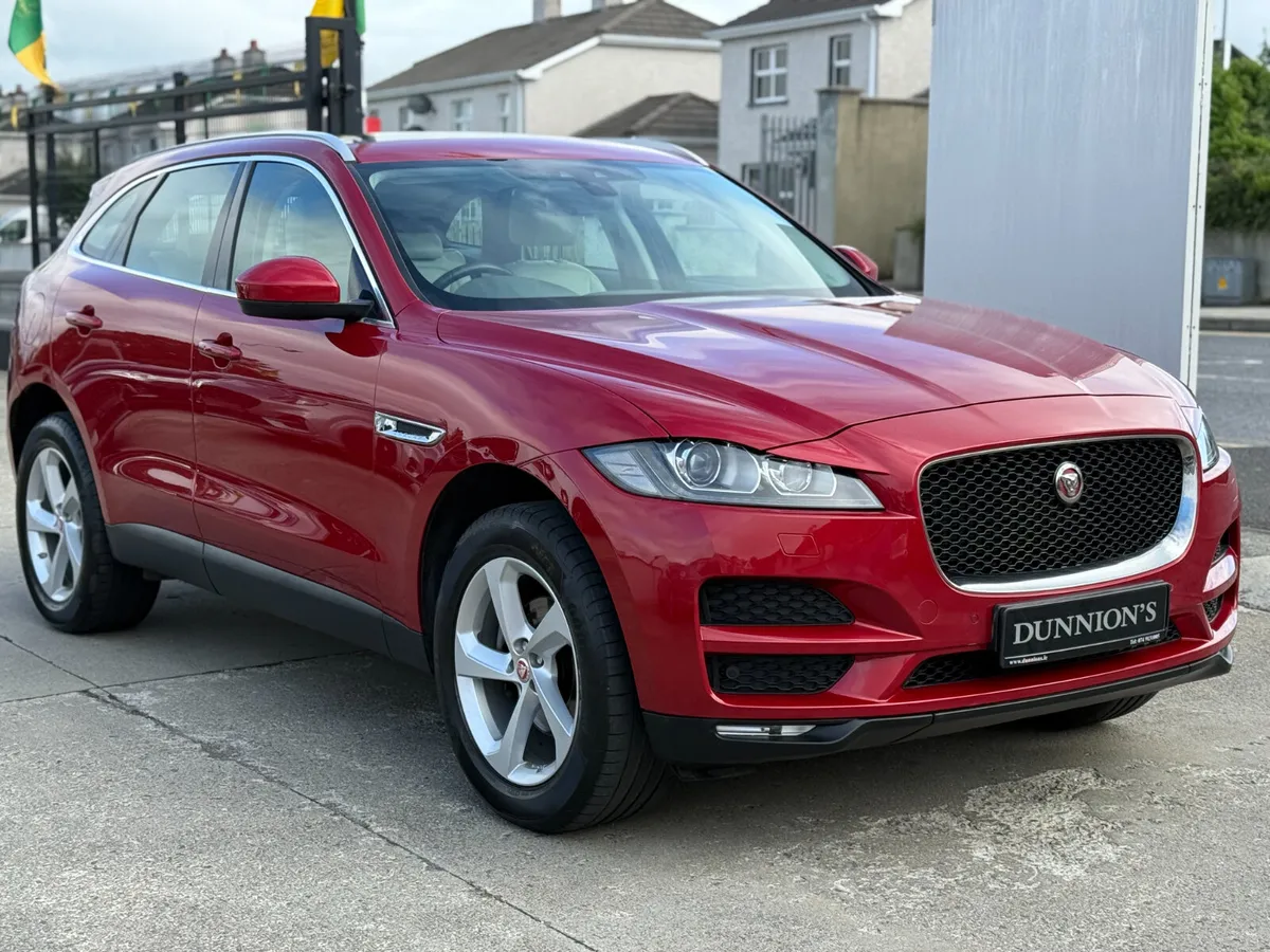 Jaguar F-Pace, 2016, 2.0 D AWD PORTFOLIO 5DR AUTO - Image 1
