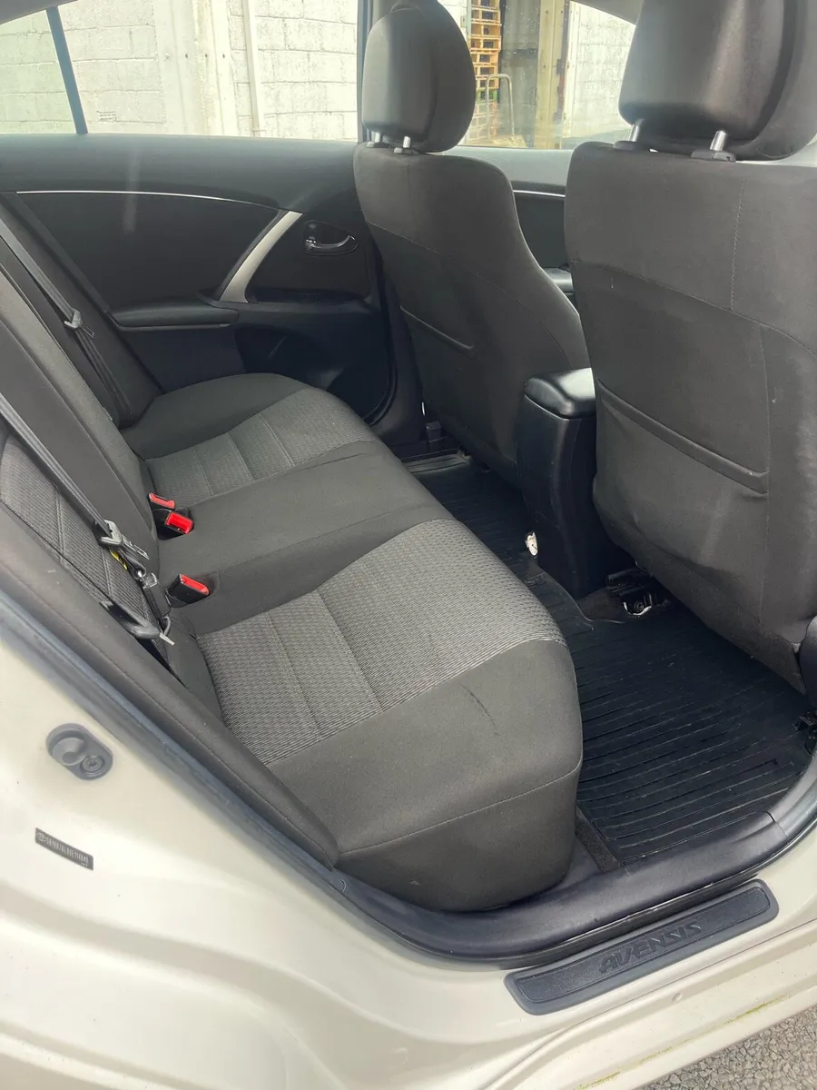 Toyota Avensis 2.0 D4D - Image 4