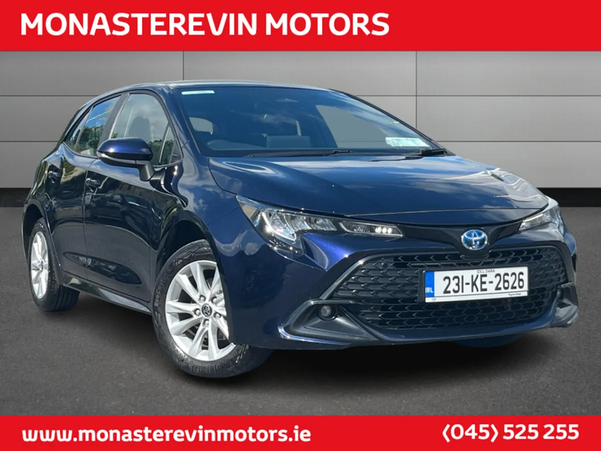 Toyota Corolla HYBRID LUNA H/8 H/B 4DR AUTO - APPL - Image 3