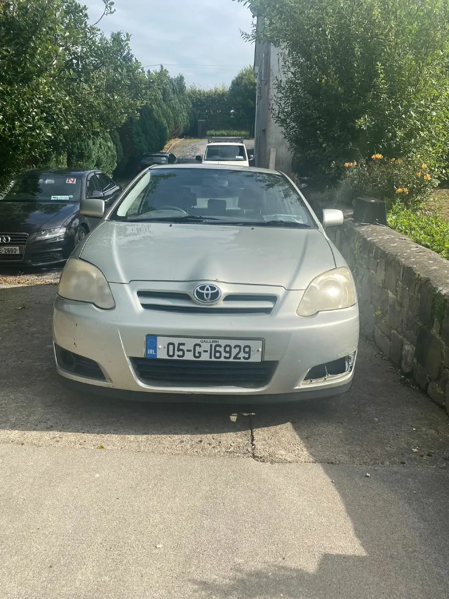 Toyota Corolla 2005 - Image 2