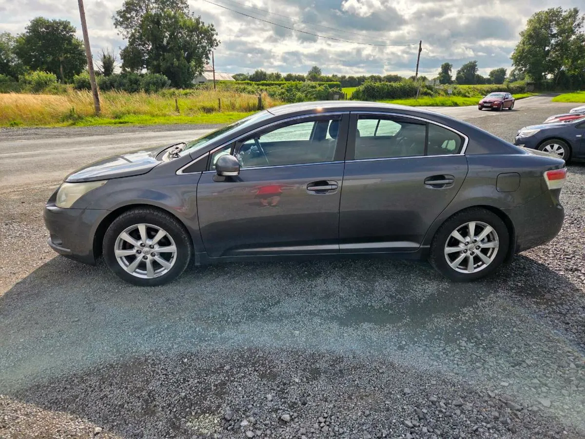 Toyota Avensis 2009 2L D4D NCT 08/26 - Image 2