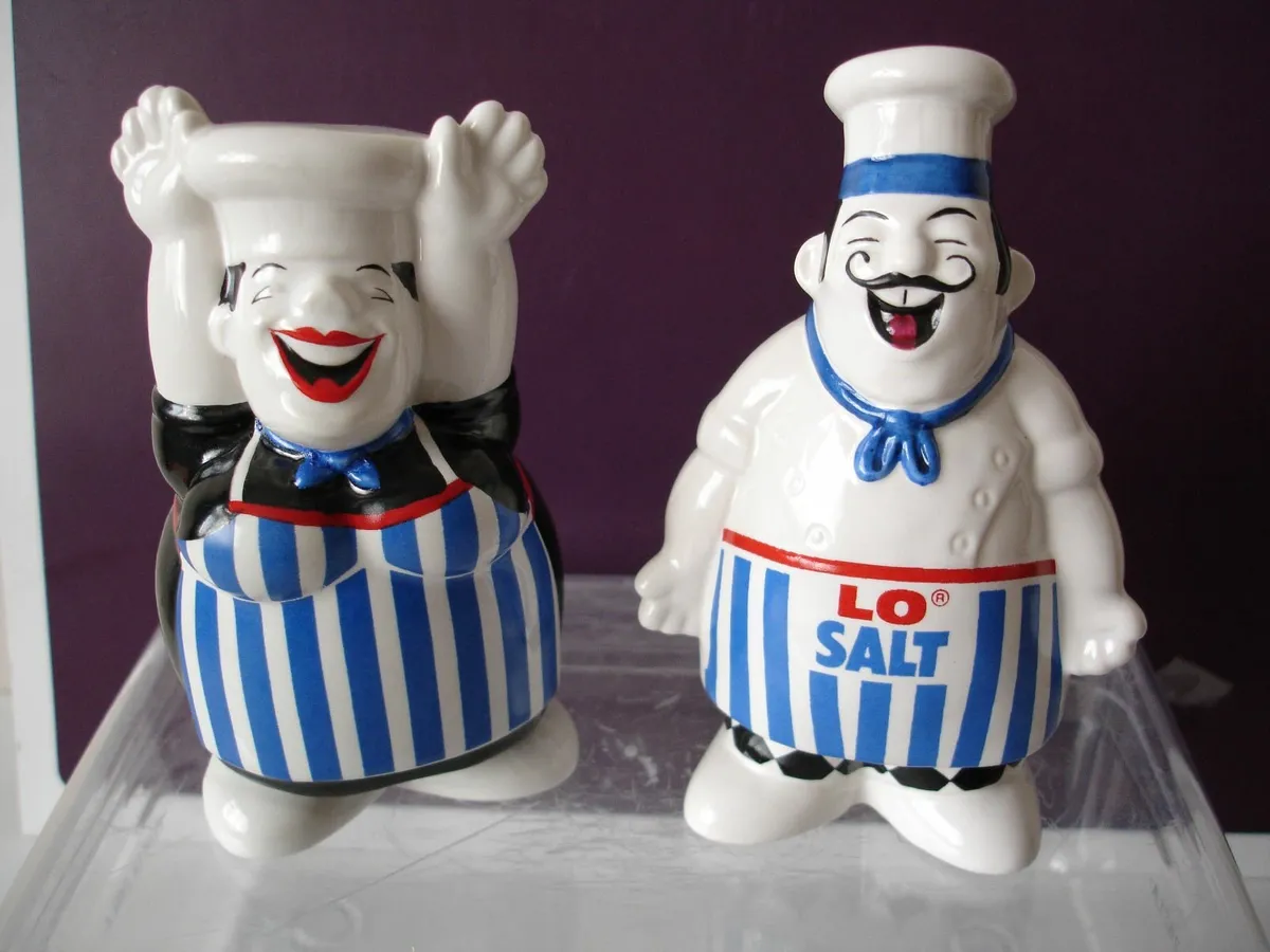 Mr/ Mrs Lo Salt Ceramic  Salt / Pepper Shakers - Image 1