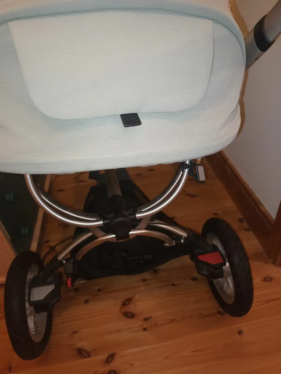 Pram - Image 4