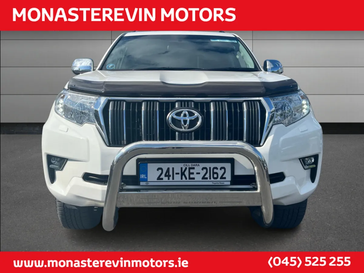 Toyota Land Cruiser LAND CRUISER LWB AUTO - LOW MI - Image 4