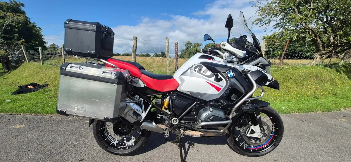 Motorbike - Image 3