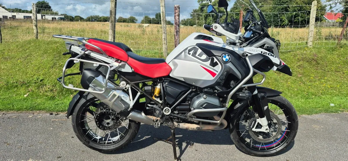 Motorbike - Image 4