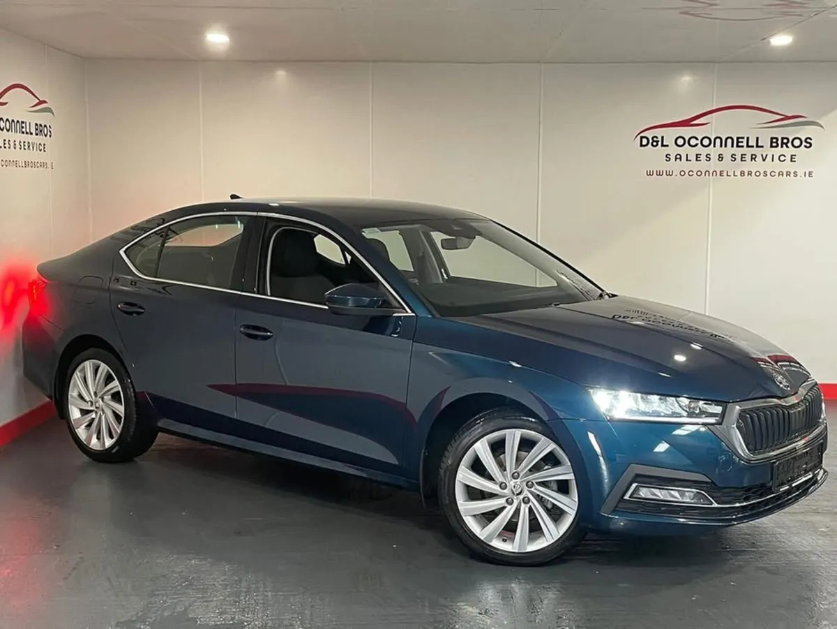 Skoda Octavia STYLE 2.0 TDI 115HP 5DR - Image 1