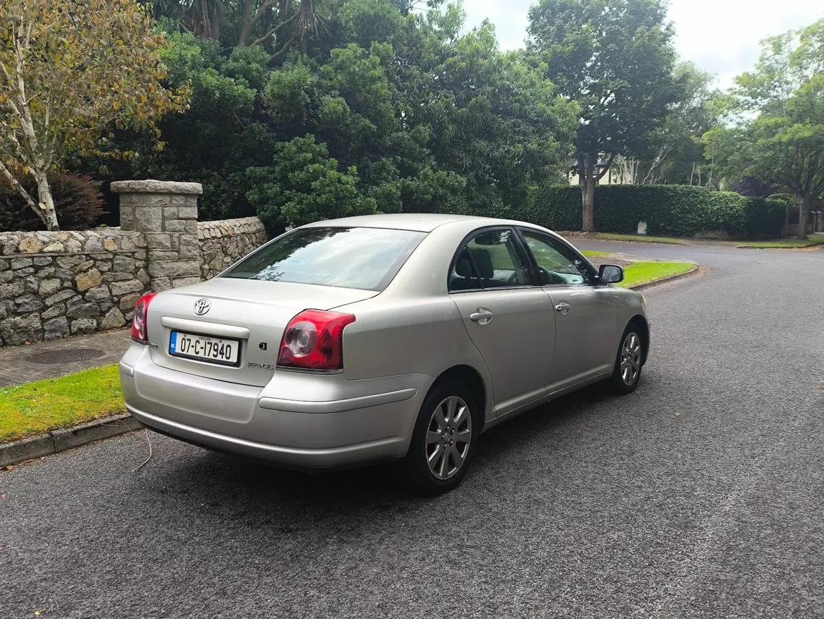 AVENSIS AUTOMATIC LUNA AIRCON - Image 1