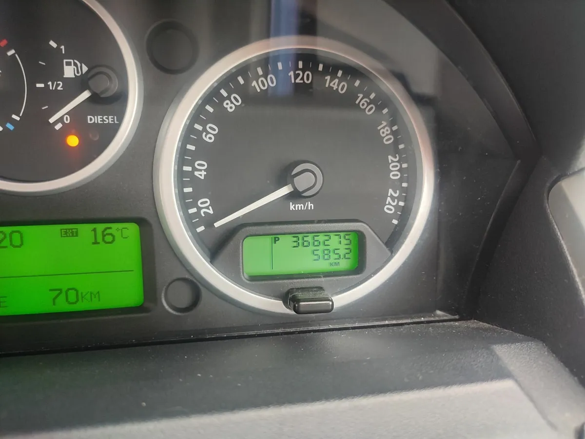 Land Rover Range Rover Sport 2008 - Image 2