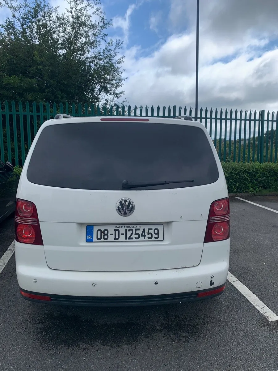 Volkswagen touran - Image 4