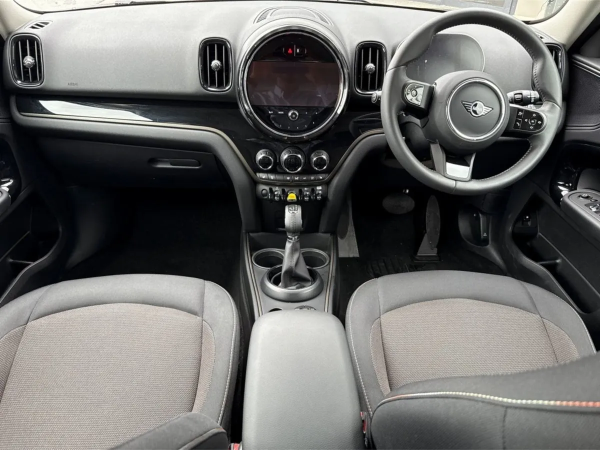 MINI COUNTRYMAN Cooper S E Classic - Image 4