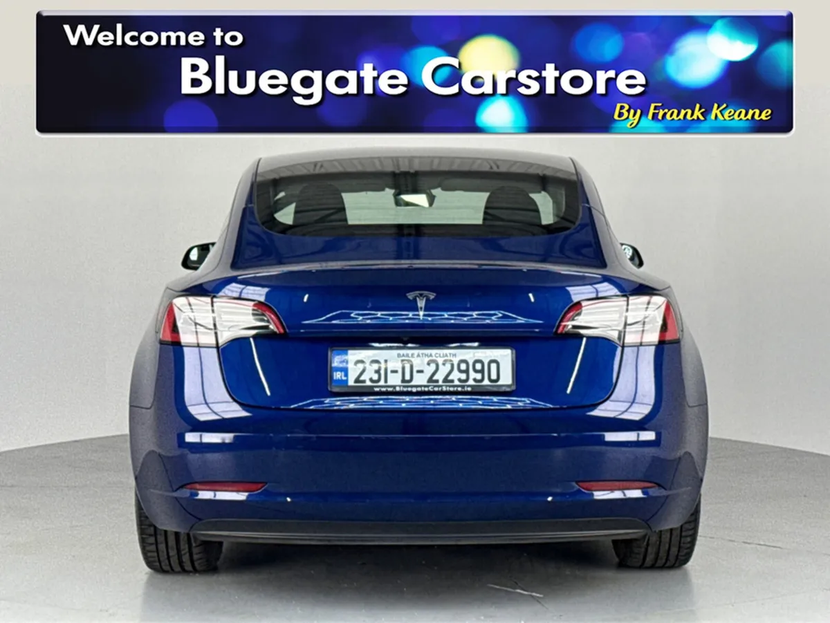 Tesla Model 3 STANDARD RANGE**DUAL PANORAMIC ROOFS - Image 4