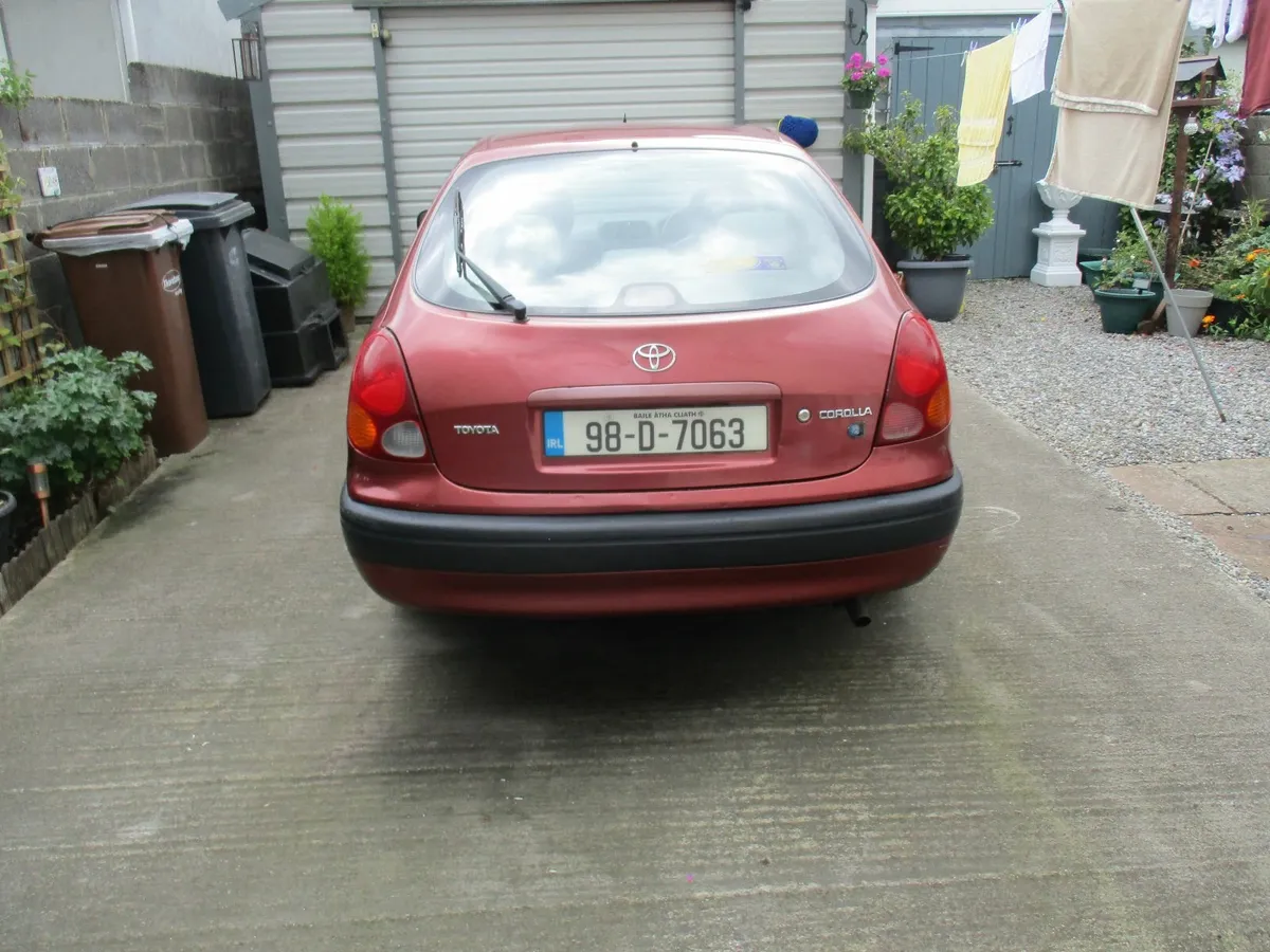 Toyota Corolla 1998 - Image 4