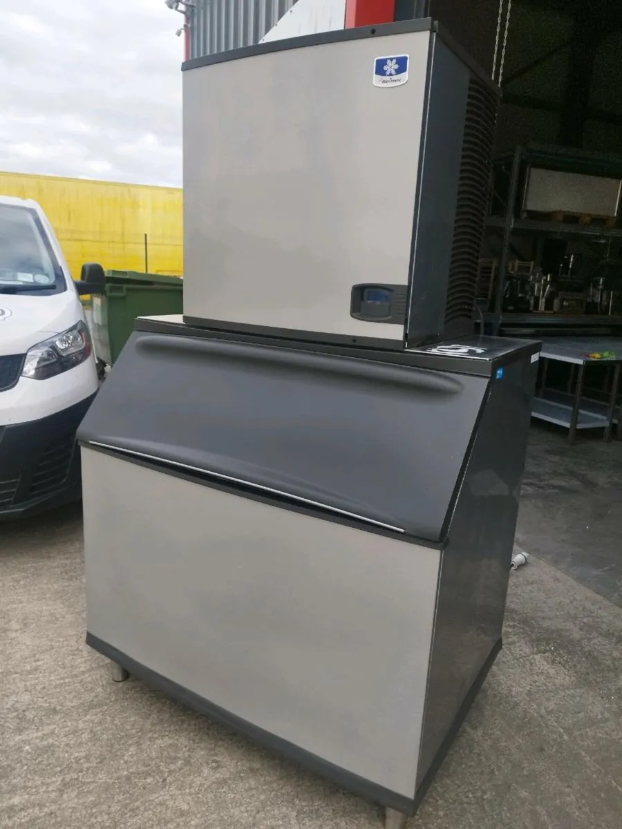 Manitowoc ice machine - Image 1
