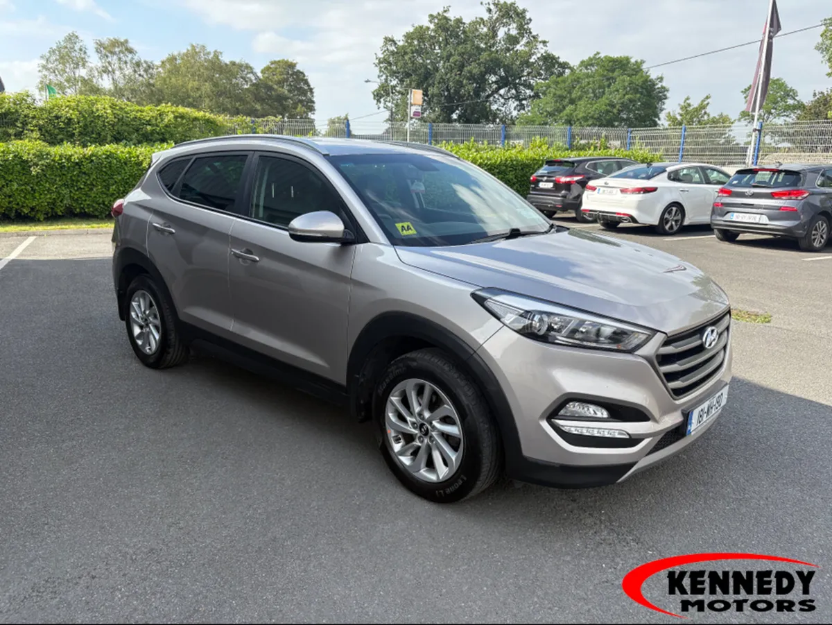 Hyundai Tucson 1.7 EXECUTIVE 5DR - Image 3